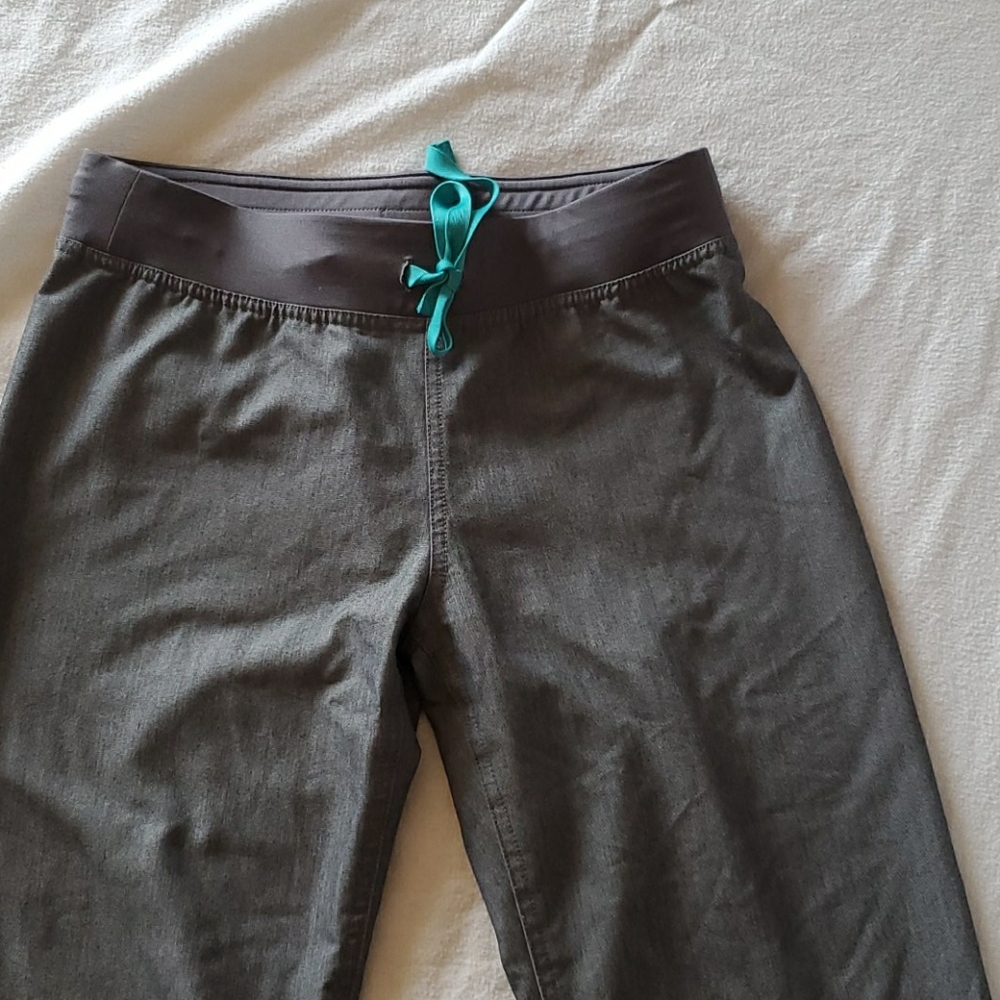 Figs Graphite pants